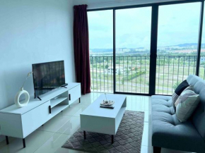 Homey Suite at Trefoil Setia Alam